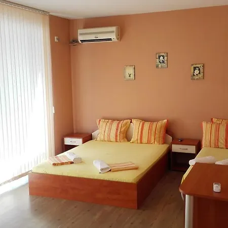 Aparthotel New Purple Building Kiten (Burgas)