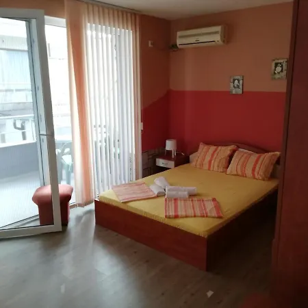 Aparthotel New Purple Building Kiten (Burgas)