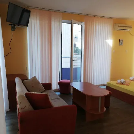 Aparthotel New Purple Building *